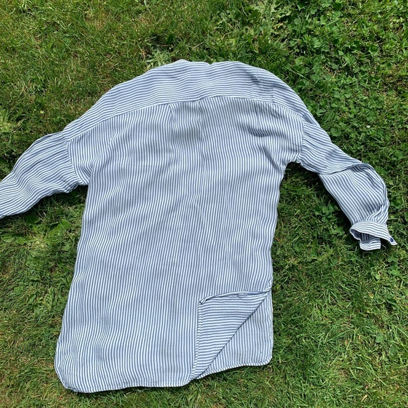 Zara relaxed striped button up blouse M - Picture 4 of 4